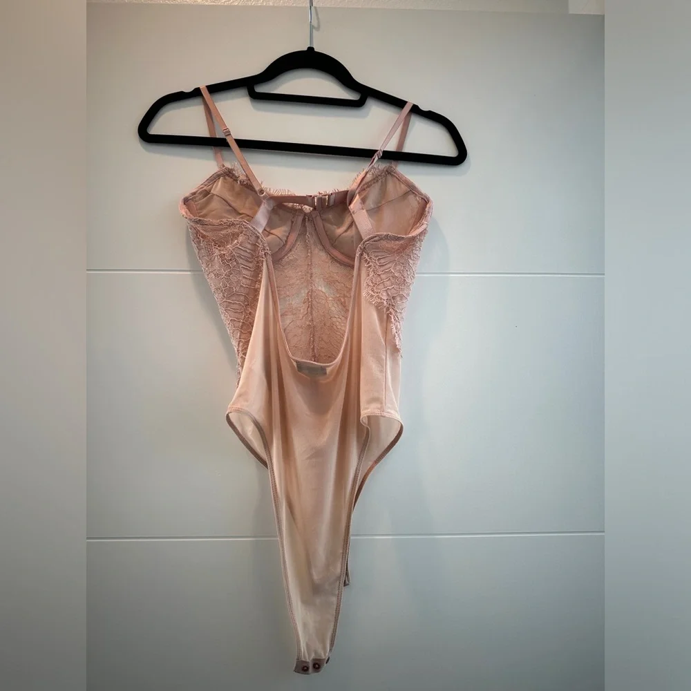 Bardot Superdown Britney Lace Bodysuit Pink Sheer Feminine Romantic | Size 6/S - Picture 14 of 17